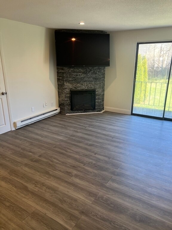 Foto del edificio - 30 Juniper Rd