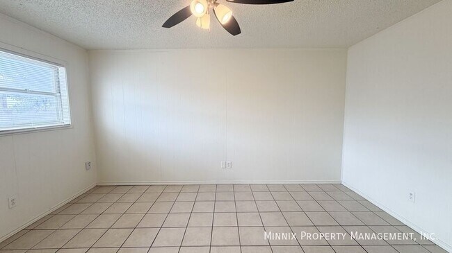 Foto del edificio - 5712 Brownfield Dr