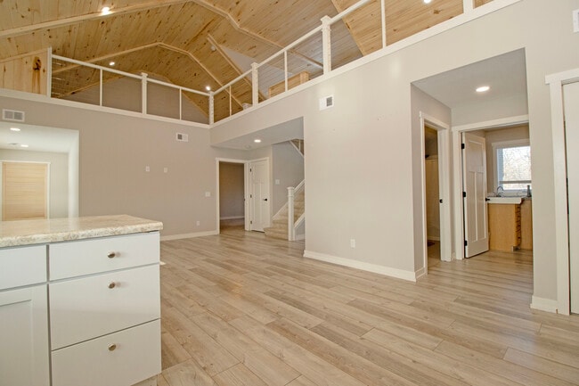 Building Photo - 13796 Hwy 55