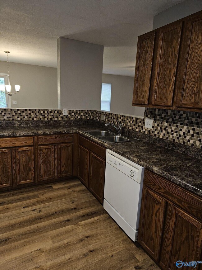 Foto del edificio - 130 Blackwell Ct