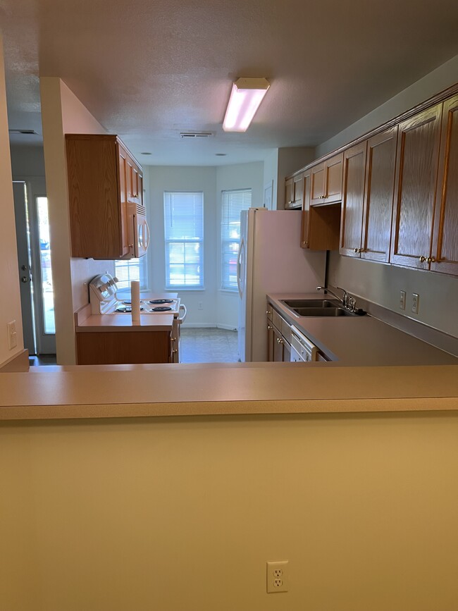 Foto del edificio - 2303 E 27th Terrace