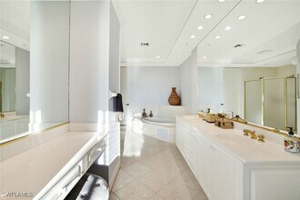 Building Photo - 4811 Island Pond Ct