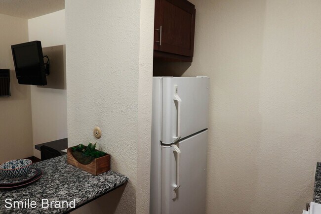 Foto del edificio - 303 S Busey Ave