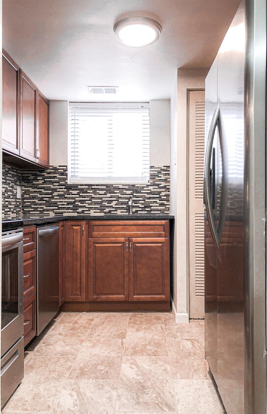 Foto principal - 3457 Evergreen Rd