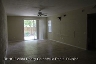 Foto del edificio - 830 NW 19th Ave