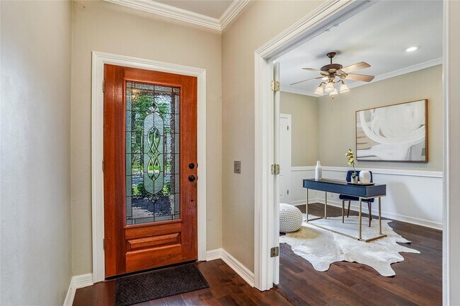 Foto del edificio - 4807 Interlachen Ln