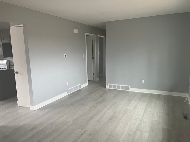 Foto del edificio - 2441 Norvell Rd