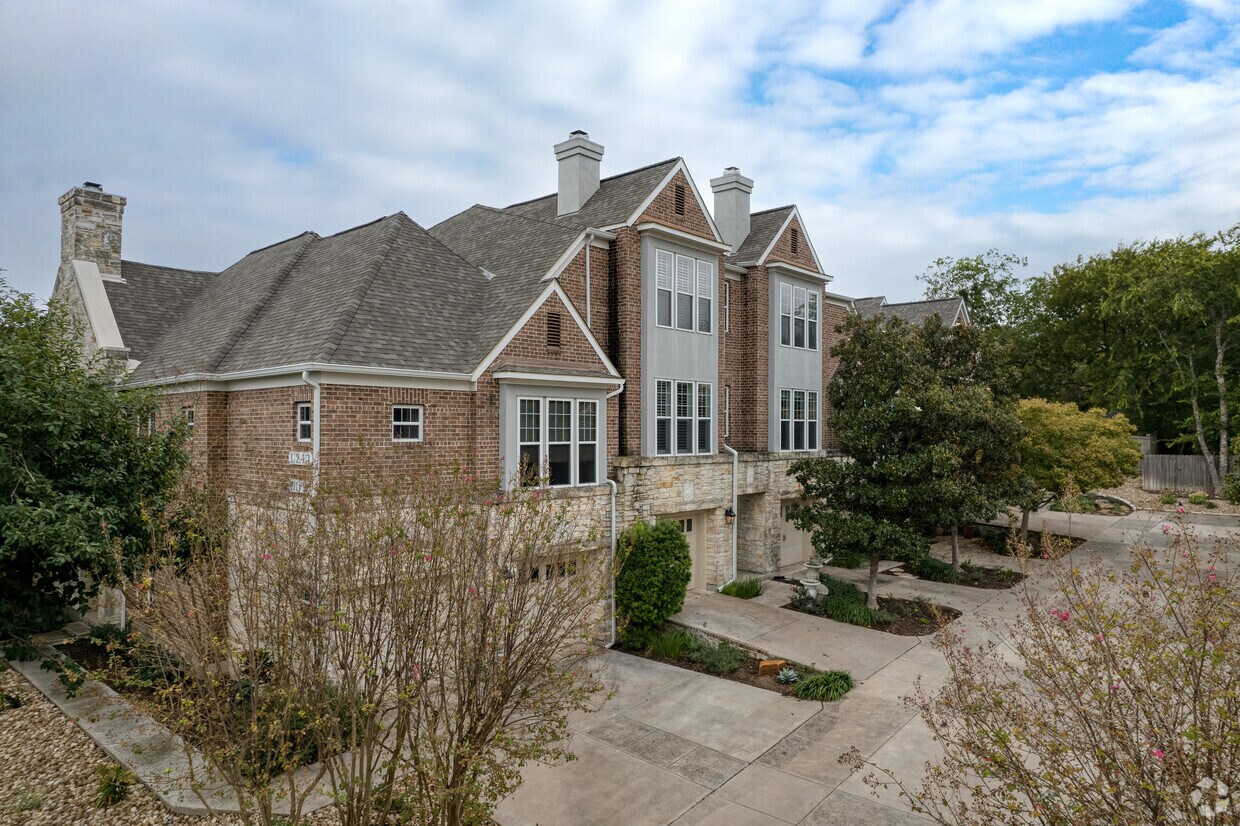 Foto principal - 1211 Haven Ln