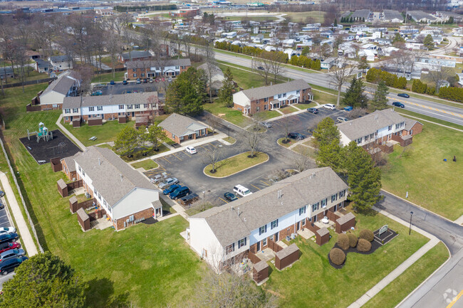 Aerial Building Photo - Findlay Commons