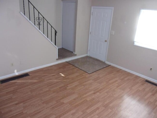 Building Photo - 4660 Fishcreek Rd