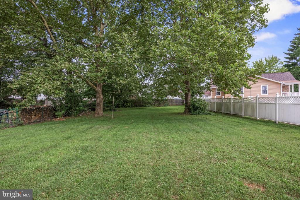 Foto principal - 318 Essex Ave