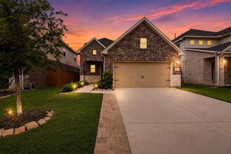 Building Photo - 753 Lake Lacosta Dr
