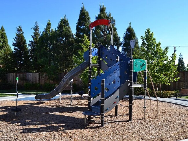Building Photo - 6792 S Mariposa Ln