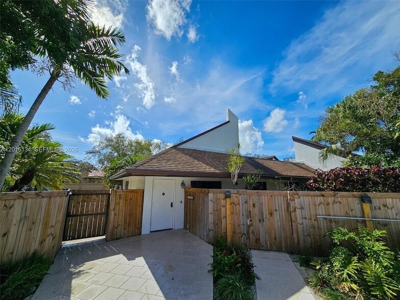 Photo - 7749 SW 100th Street Unit 33
