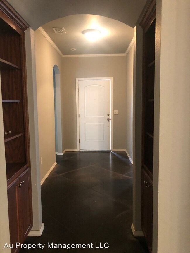 Foto del edificio - 9606 Prather Ave