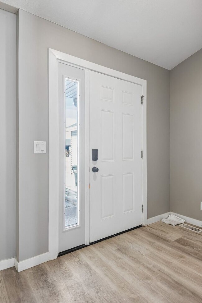 Foto del edificio - 4 Bedroom Townhome