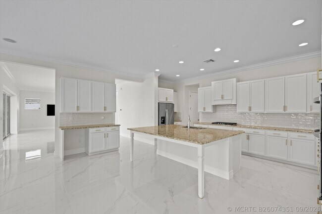 Foto del edificio - 5597 Liberty Ln