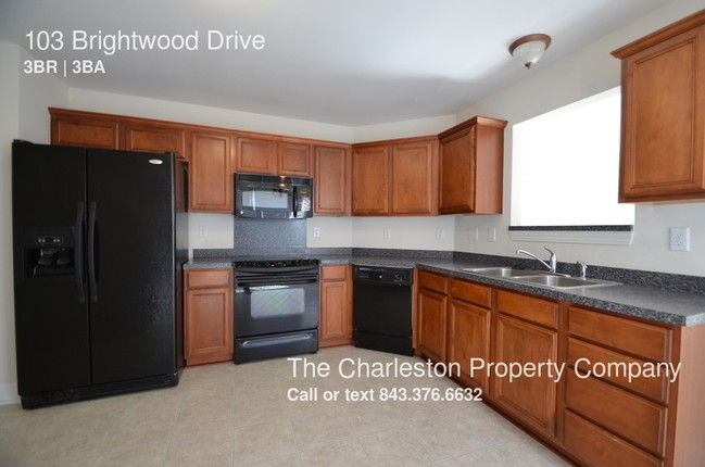 Building Photo - 103 Brightwood Dr