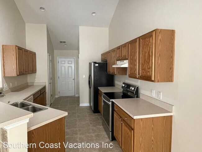 Building Photo - 4 br, 3 bath House - 330 Whitchurch Street