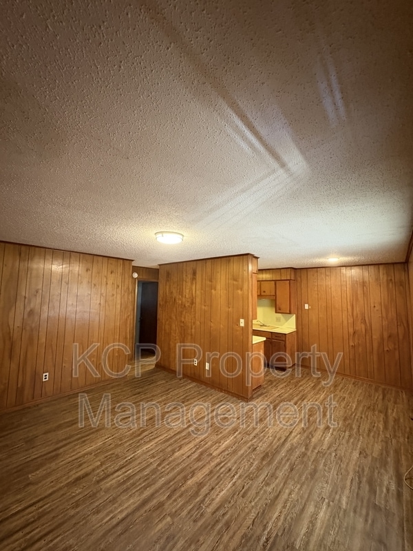 Foto del edificio - 1007 Cedar St