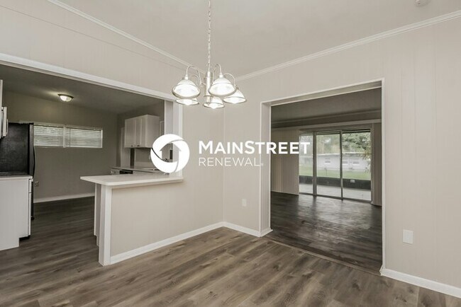 Foto del edificio - 3 Bedroom Pet-Friendly Home in ORLANDO, FL with Main Street Renewal