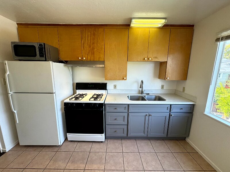 Foto principal - 2840 Milvia St
