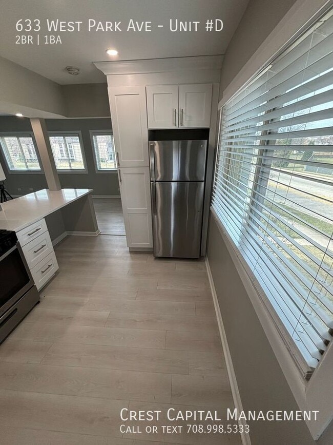 Building Photo - 633 West Park Ave Unit #D Libertyville, IL...