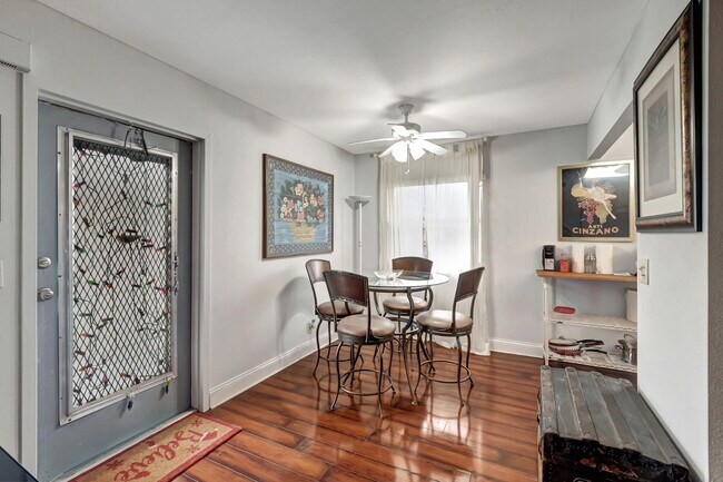 Foto del edificio - 288 Tuscany Ln