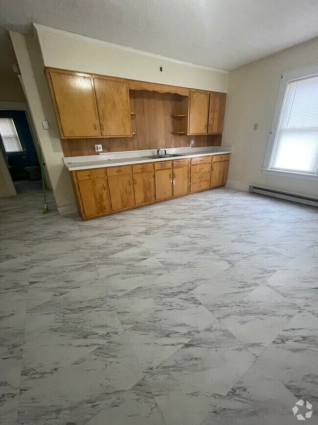 Apartments For Rent in Errol, NH with a Balcony 1 Rentals