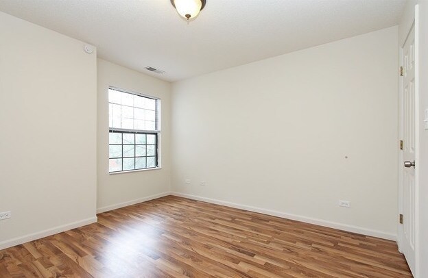 Building Photo - 2028 N Rand Rd