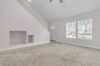 Building Photo - 3388 Sawtooth Dr