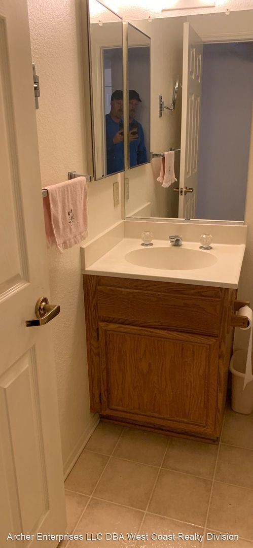 Foto del edificio - 2 br, 2 bath House - 1438 Senator Way