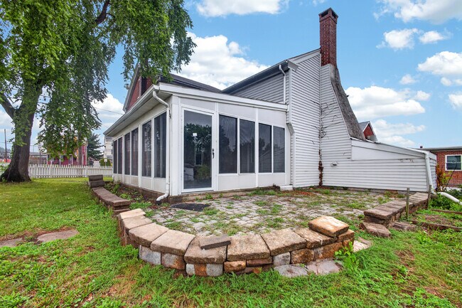 Building Photo - 1200 Montgomery Ave