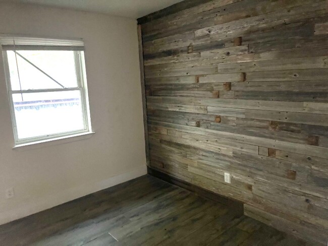Foto del edificio - 1015 N 14th St