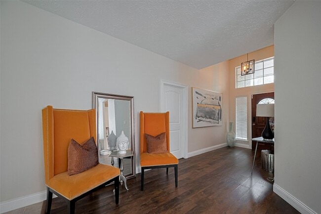 Foto del edificio - 18914 Hikers Trail Dr