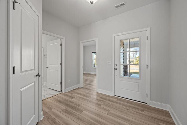 Foto del edificio - Welcome to The Terraces!