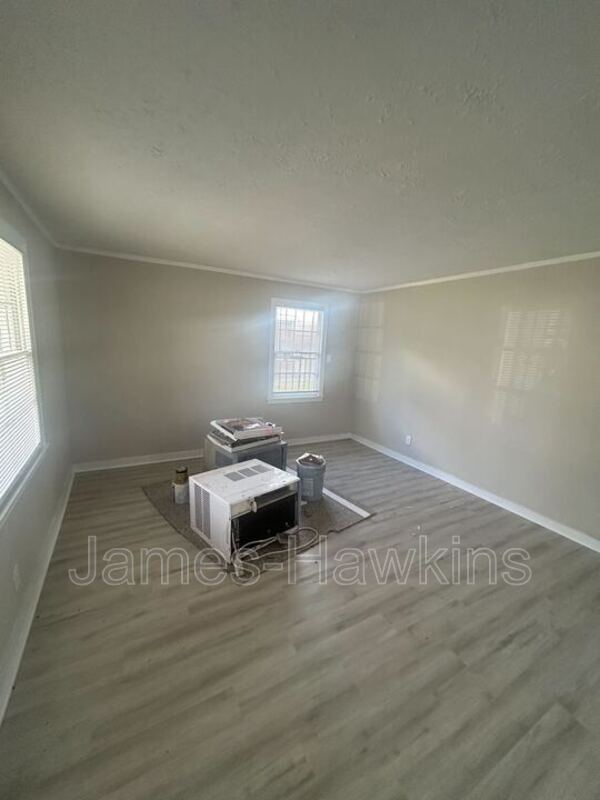 Foto del edificio - 501 Japonica St