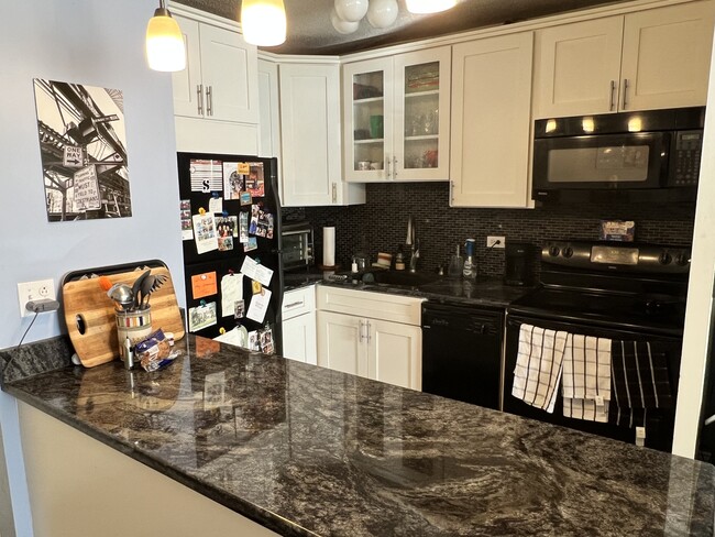 Foto del edificio - 2728 N Hampden Ct
