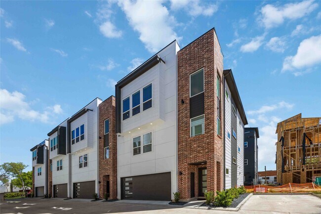 Foto del edificio - 3028 Lamar St