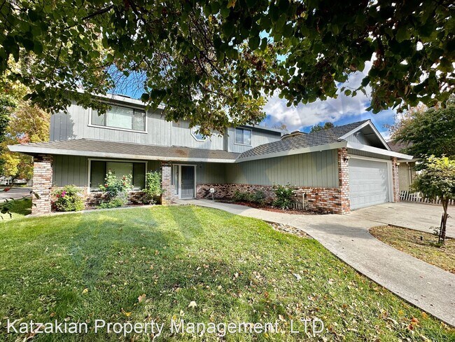 Foto del edificio - 4 br, 3 bath House - 3067 Burl Hollow Dr.