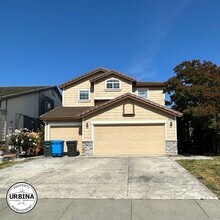 Building Photo - 8020 Mammoth Dr