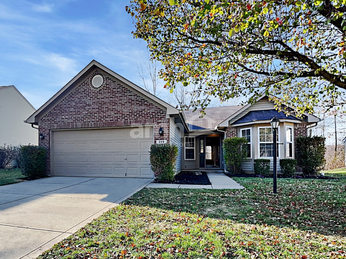 Foto principal - 220 Longview Bend