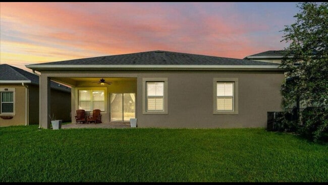 Building Photo - 5435 Estero Loop