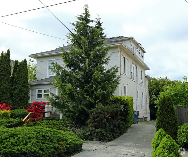 Building Photo - 1763 NW 60th St