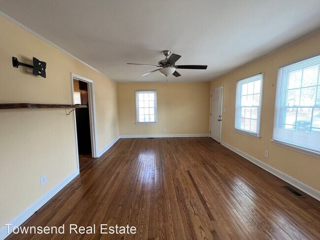 Building Photo - 2 br, 1 bath House - 120 Hunter Circle