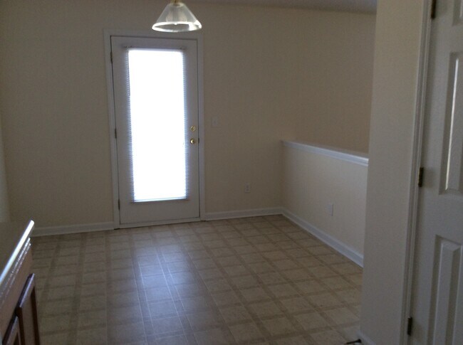 Foto del edificio - Franklin Twp - 3 BR ranch