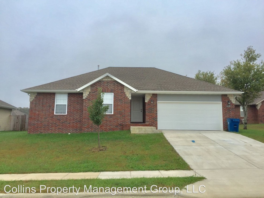 Foto principal - 3 br, 2 bath House - 2508 Chris Ct