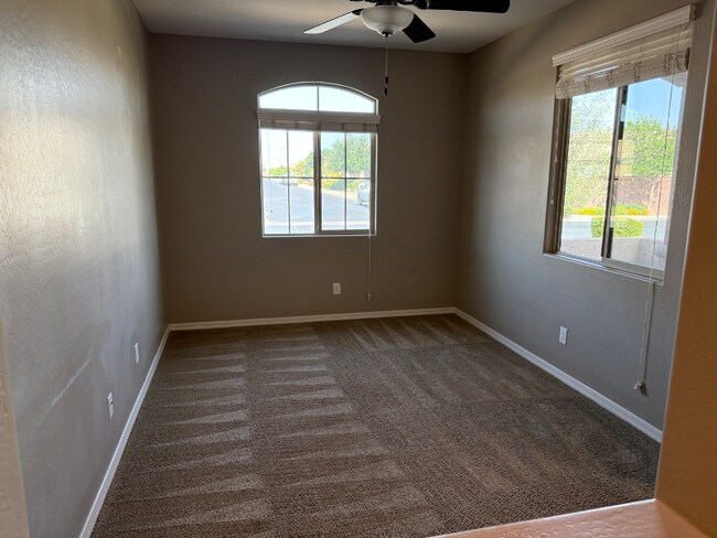 Foto del edificio - 42168 N Fern Leaf St