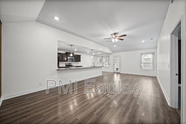 Foto del edificio - 204 King Rd