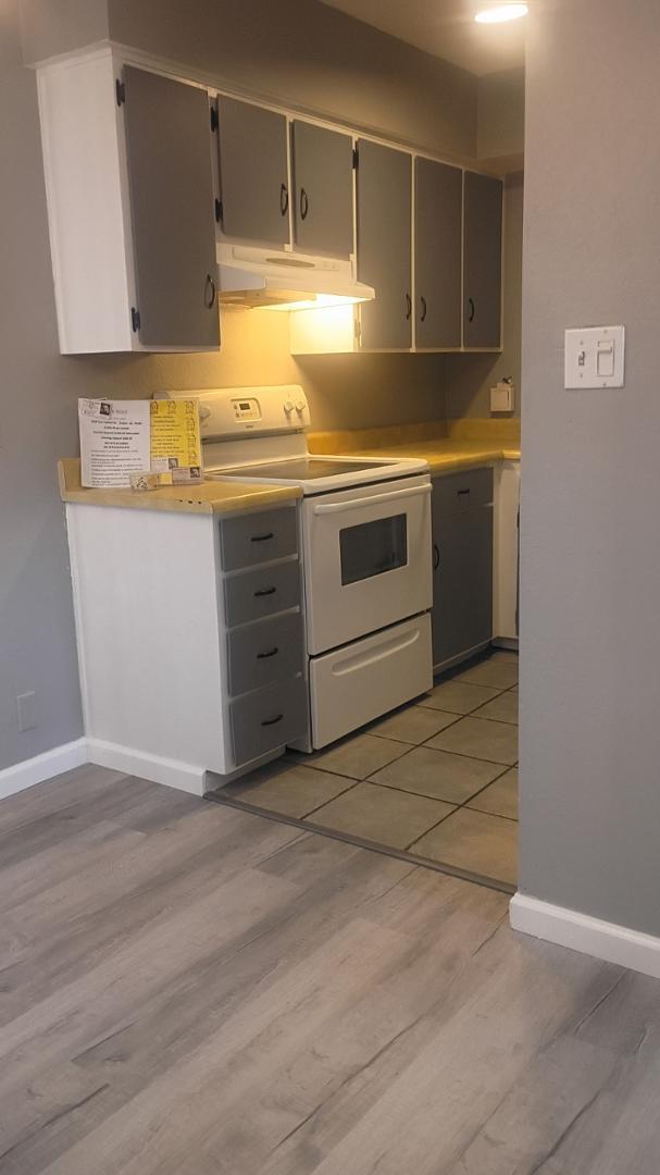 Foto del edificio - 2694 E Oakleaf Dr